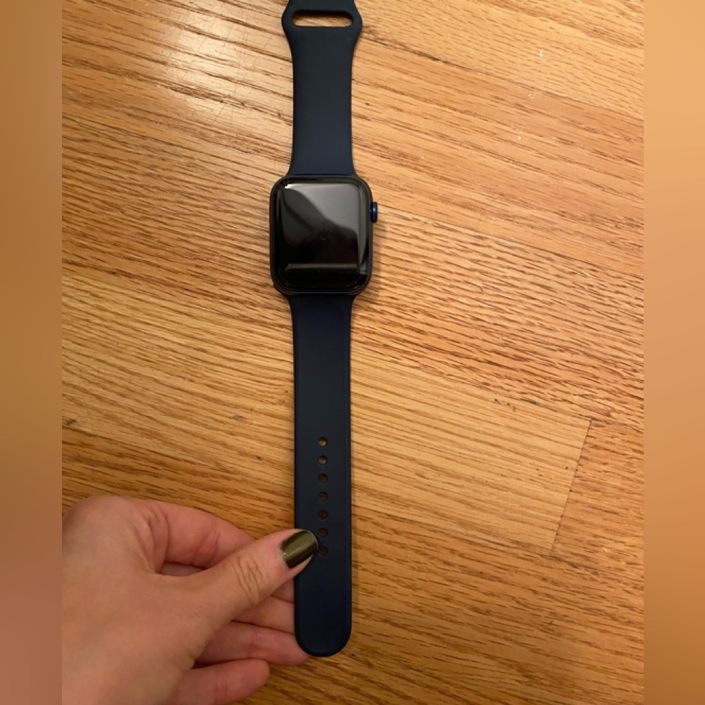 Apple Watch- 44mm series 6 GPS deep navy